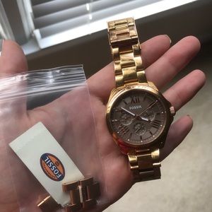 Fossil Women’s Cecile Taupe & Rose Gold Watch